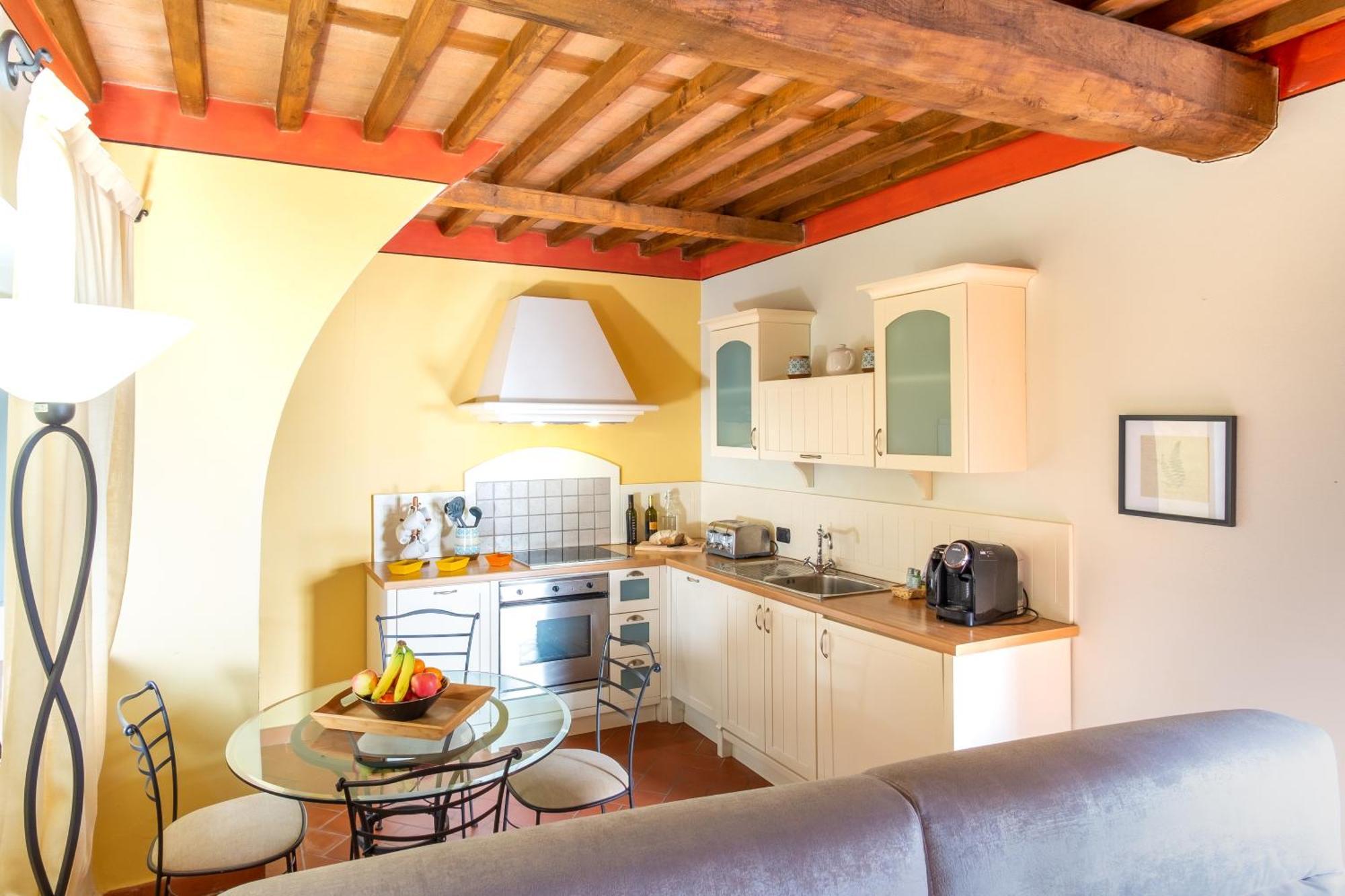 לוקה Tenuta Guinigi Antico Borgo Di Matraia - Exclusive Holidays Apartments & Pool מראה חיצוני תמונה